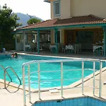 Mico Ξενοδοχείο 3*