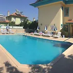 Mico Ξενοδοχείο 3*