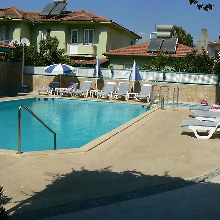 Mico Hotel 3*